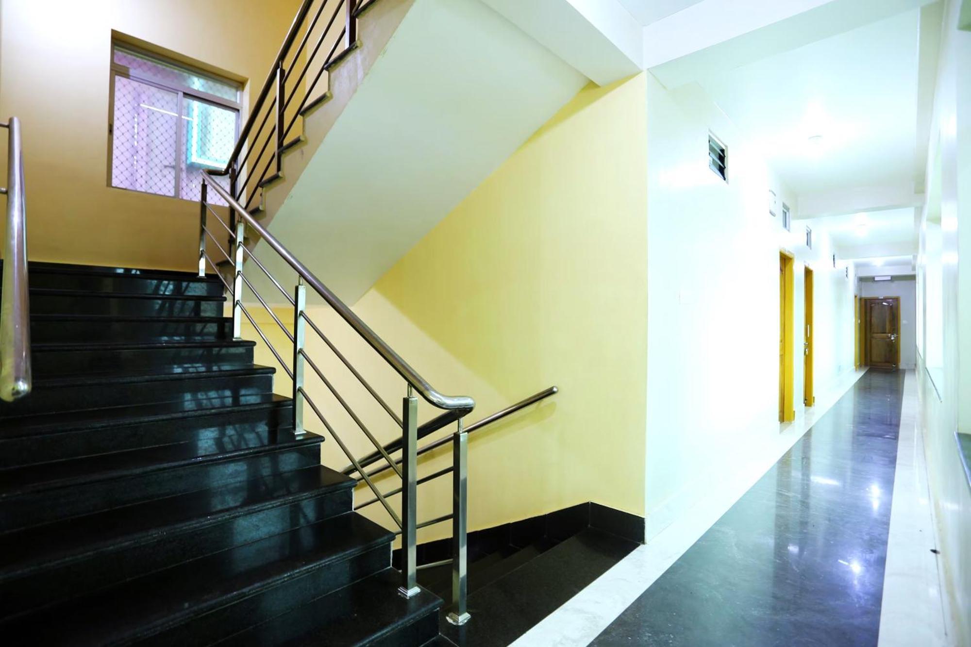 Goroomgo Krishna Residency Puri Near Sea Beach - Spacious Room With Excellent Service Awarded - Best Seller Exterior foto